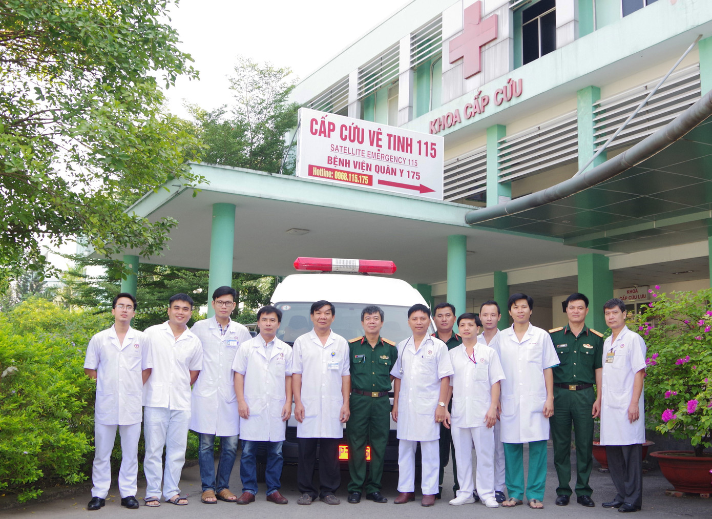 Bố trí đội ngũ y tế dọc theo cung đường Marathon Gia Lai ảnh 1