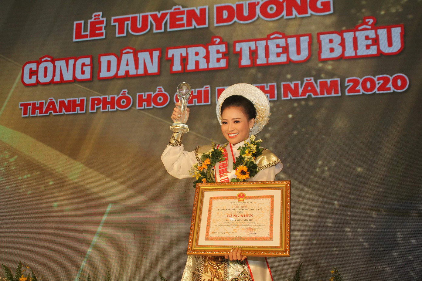 TPHCM tuyên dương 12 gương 'Công dân trẻ tiêu biểu' ảnh 6