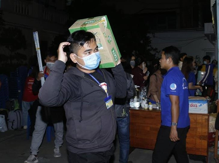 'Hành trình hoa nhân ái' chia sẻ quà ấm tình với bà con vùng khó Đắk Nông ảnh 4