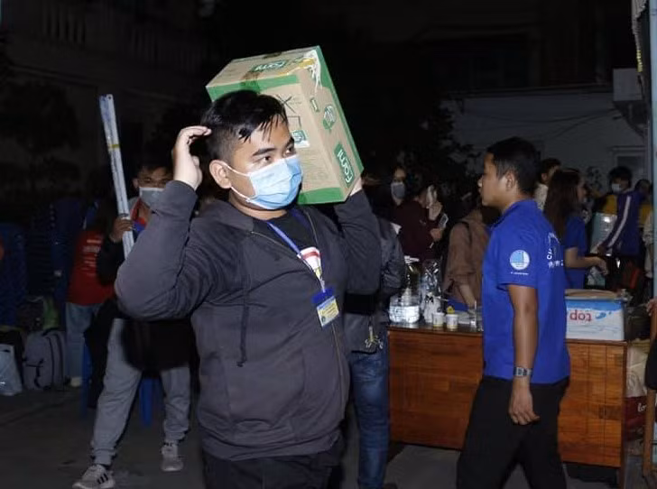 'Hành trình hoa nhân ái' chia sẻ quà ấm tình với bà con vùng khó Đắk Nông ảnh 4
