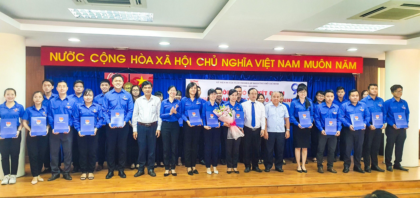 Công bố các nhân sự chủ chốt Thành Đoàn thành phố Thủ Đức lâm thời ảnh 2