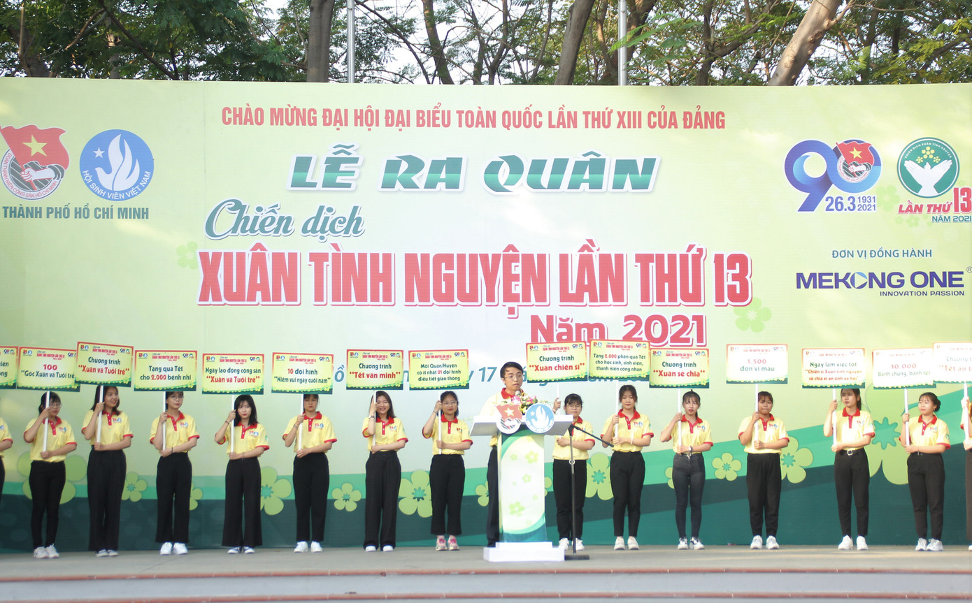 Ra quân Xuân tình nguyện, bạn trẻ TPHCM hiến máu, chỉnh trang viện dưỡng lão ảnh 3