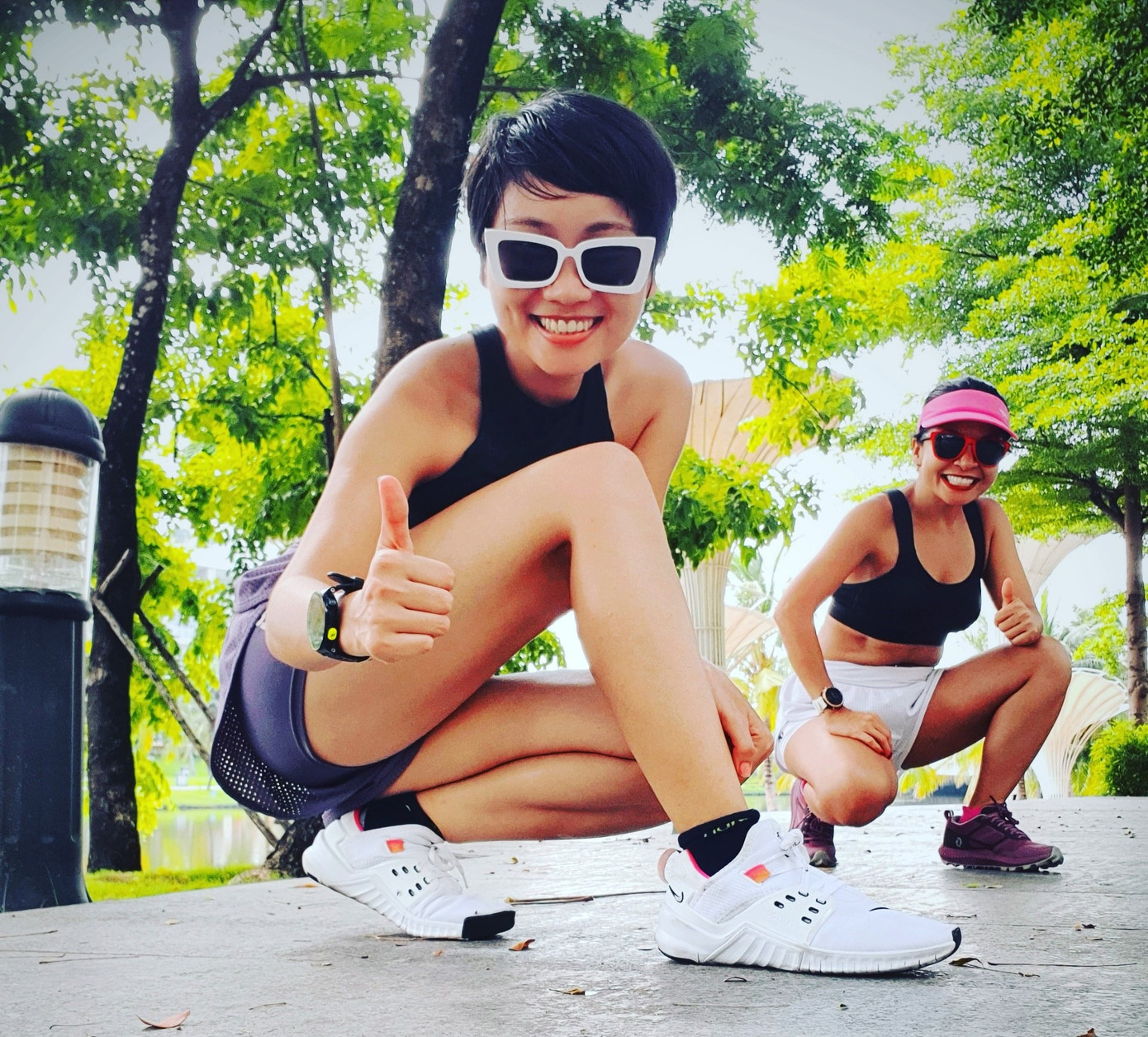 Cô gái năng động vừa làm MC, vừa là vận động viên chạy ở giải Tiền Phong Marathon ảnh 2