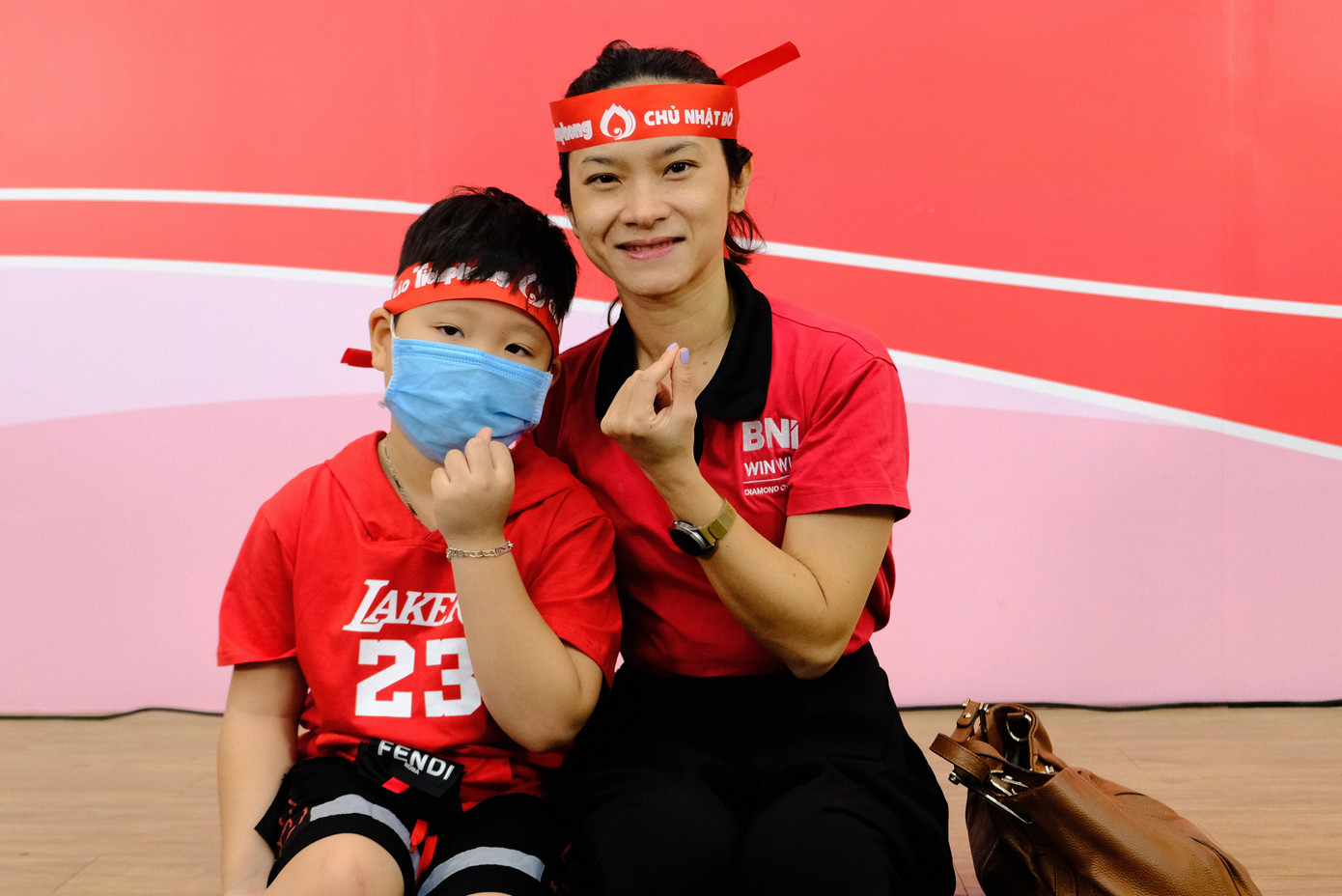 Dàn Á hậu, người đẹp HHVN khuấy động Chủ nhật Đỏ tại TPHCM ảnh 9