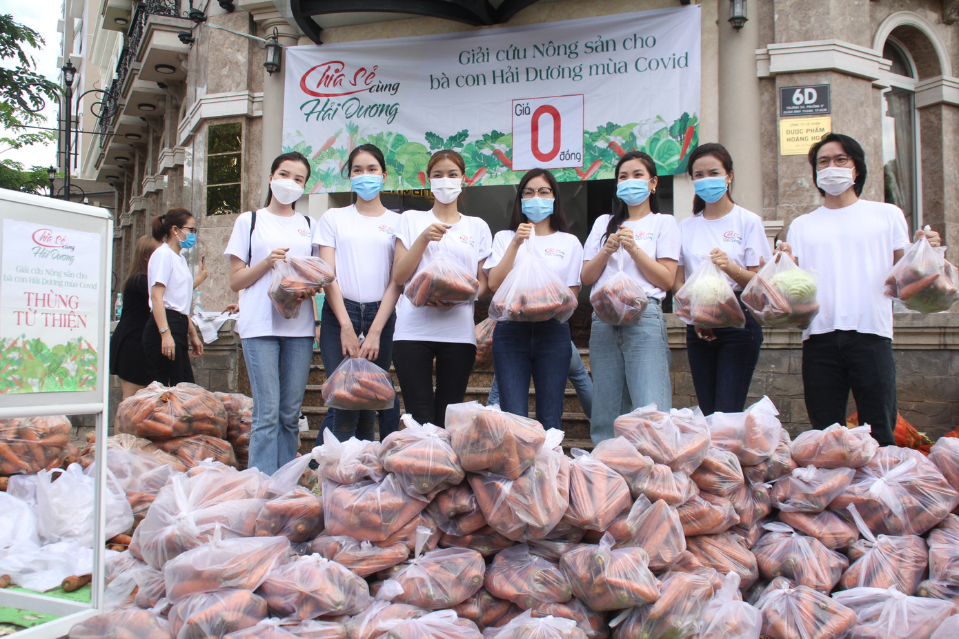 Các người đẹp hoa hậu cùng chung tay giải cứu nông sản Hải Dương ảnh 16