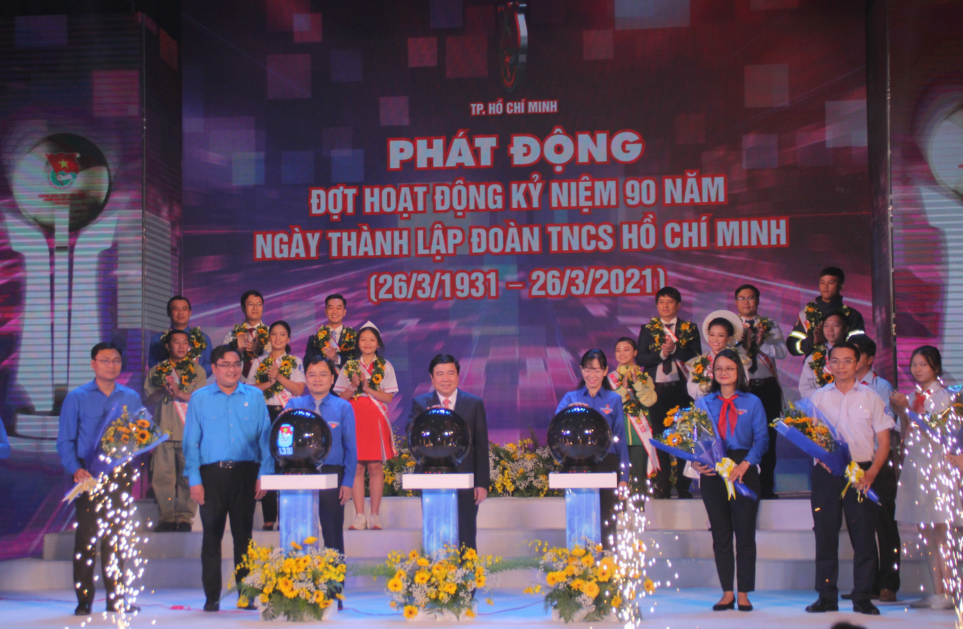 TPHCM tuyên dương 12 gương 'Công dân trẻ tiêu biểu' ảnh 21