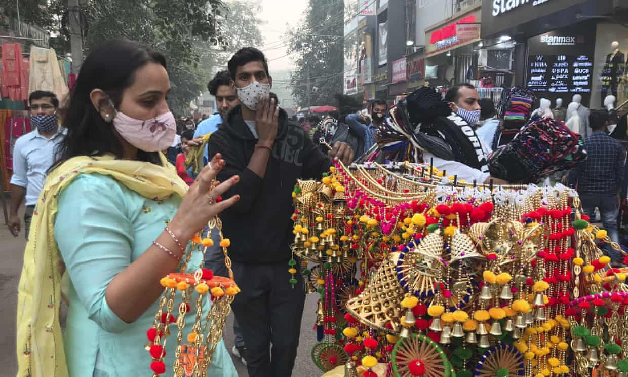 Lễ Diwali ‘ngập tràn sương mù’ do ô nhiễm của người dân Ấn Độ ảnh 1