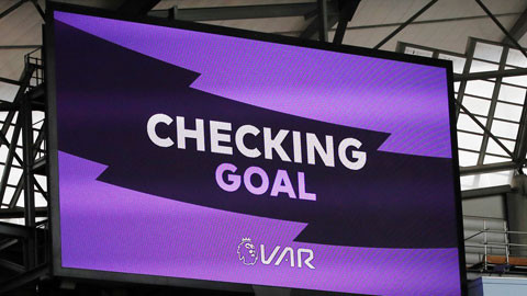 FIFA tăng số quyền thay người, cân nhắc tạm dừng sử dụng VAR trong mỗi trận đấu ảnh 1