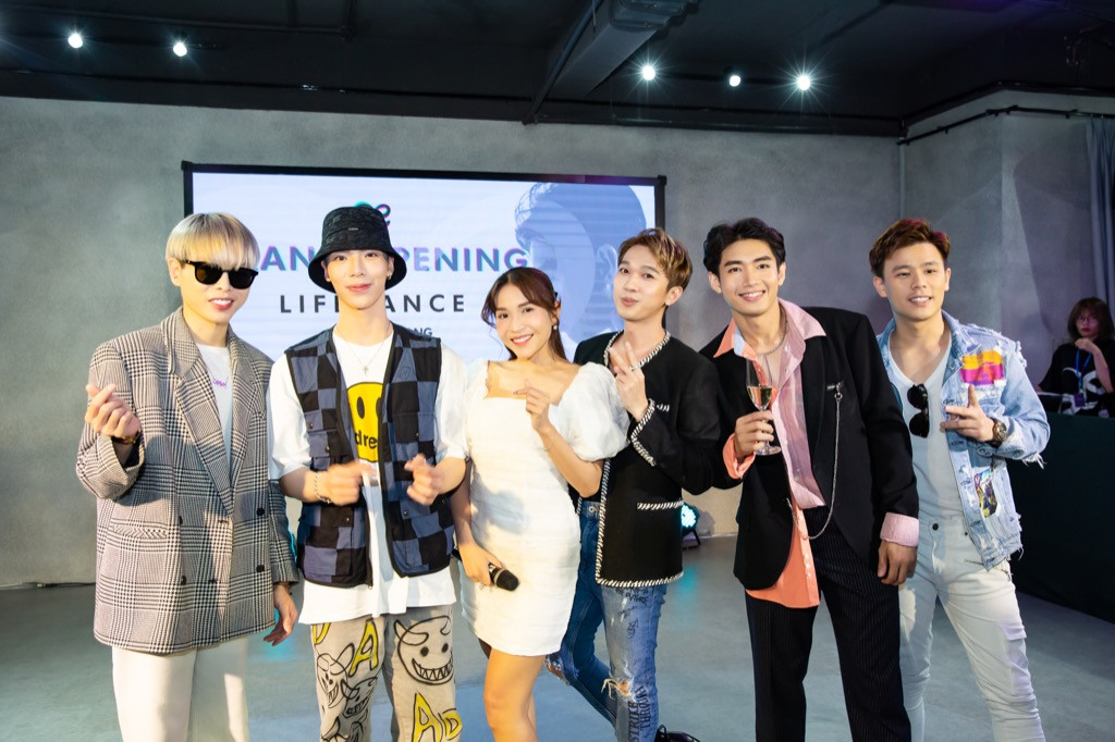 Quang Đăng hạnh phúc khi được ERIK, Đức Phúc “nhảy bè” trong “Người ơi người ở đừng về“ ảnh 2