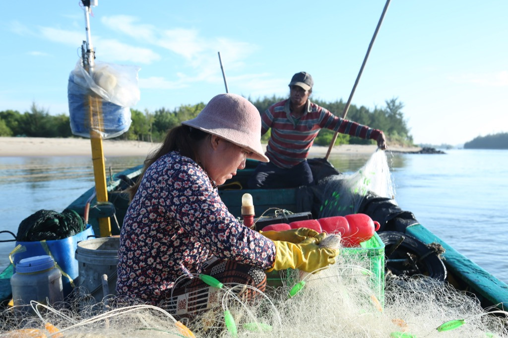 Hơn 50 người nổi tiếng chung tay mang “Cơ hội đổi đời” đến cho những hoàn cảnh khó khăn ảnh 3