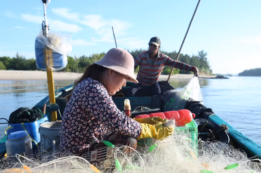 Hơn 50 người nổi tiếng chung tay mang “Cơ hội đổi đời” đến cho những hoàn cảnh khó khăn ảnh 3
