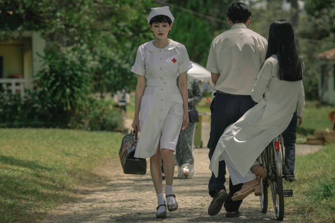 “Soi” MV No.1 Trending “Gặp Nhưng Không Ở Lại” của Hiền Hồ: Tròn vai nhưng chưa trọn vẹn ảnh 3