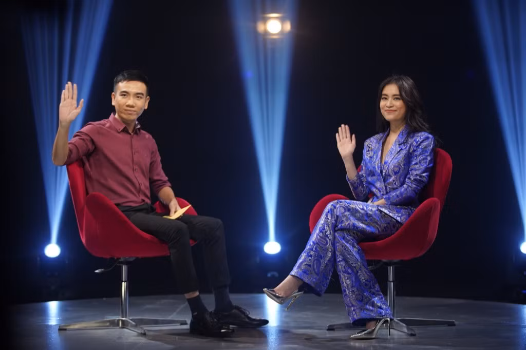 Hoàng Thùy Linh gây bất ngờ khi tiết lộ hơn 30 tuổi vẫn để mẹ quản lý thu nhập ảnh 3