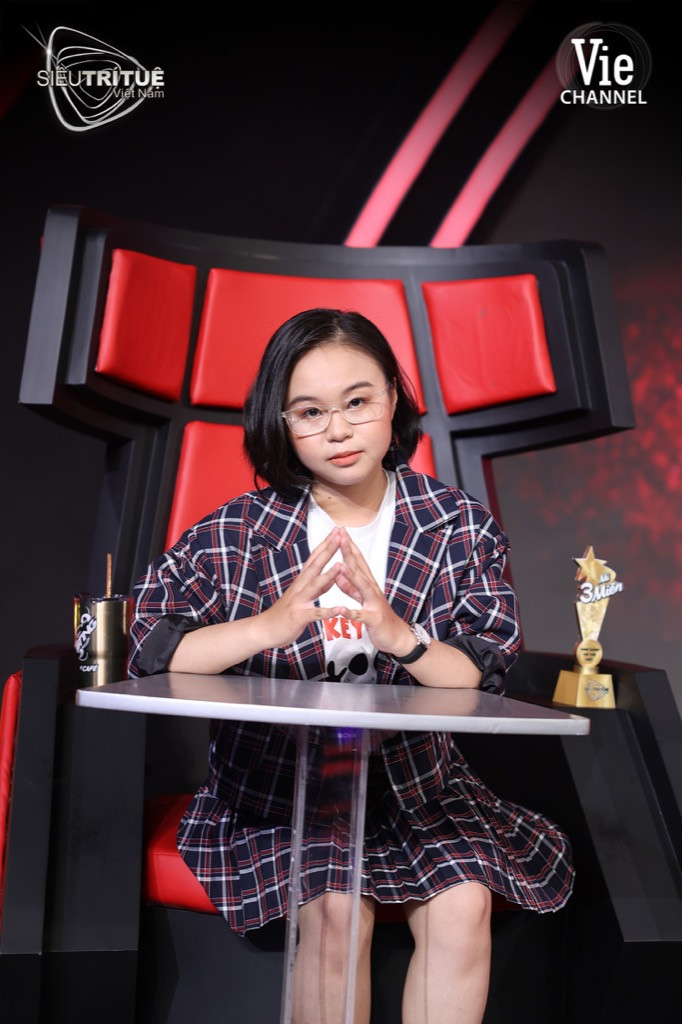Trần Nguyễn Thuý Vy “Siêu Trí Tuệ” tập 4 xuất hiện “siêu vệ tinh”, sở hữu khả năng định vị thần kỳ đáng nể ảnh 3