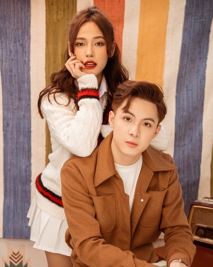 Cara - Noway tung bộ ảnh chào đón Giáng sinh đầu tiên bên nhau sau “Người Ấy Là Ai” ảnh 1