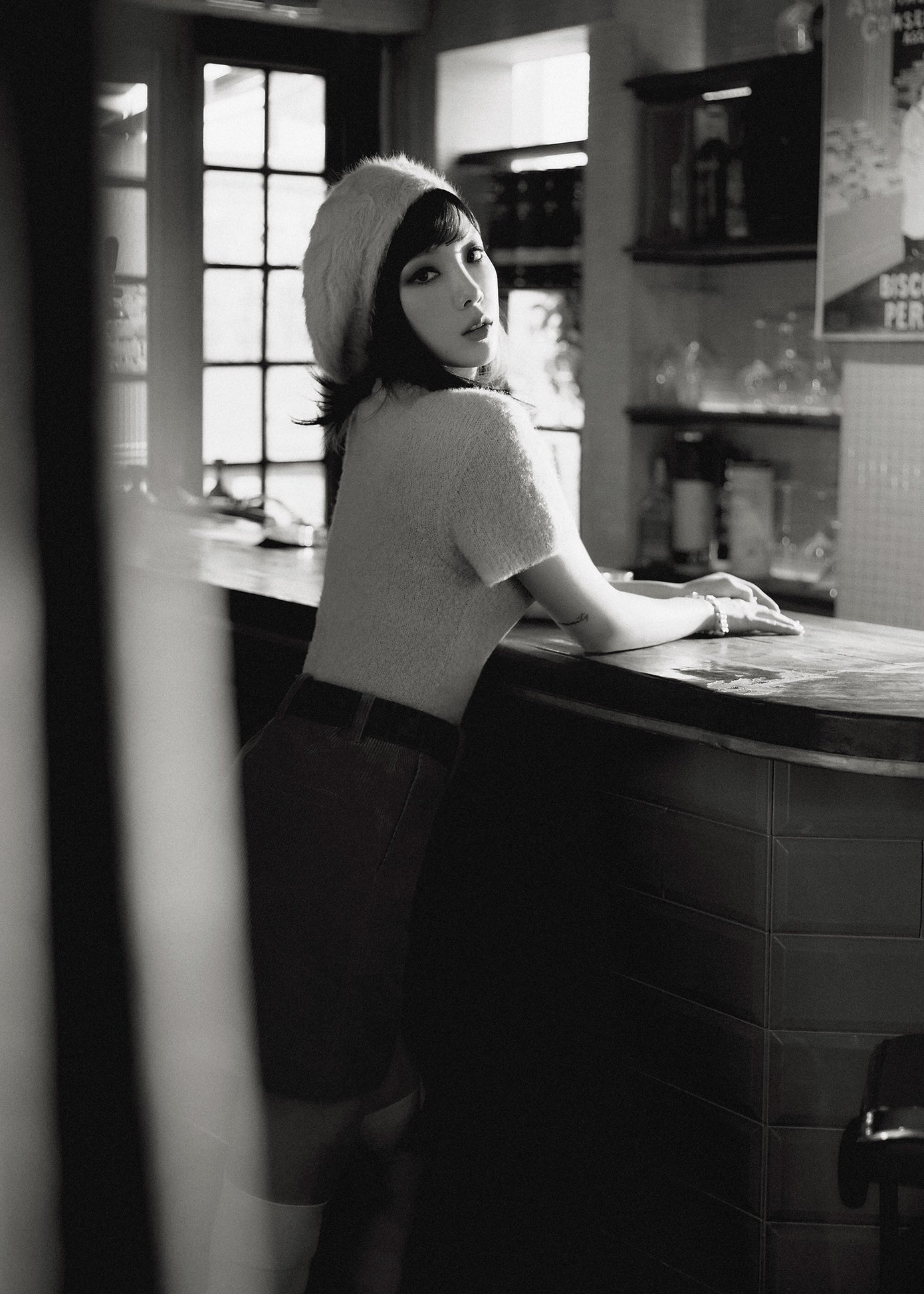 Taeyeon tung loạt ảnh retro xinh như mộng “nhá hàng” cho mini-album thứ 4 ảnh 8