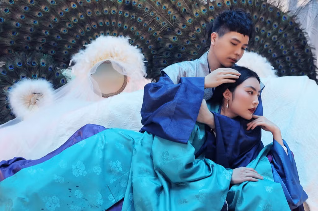 Trịnh Thăng Bình phác họa thế giới truyện Kiều ảo diệu trong MV “Bức Bình Phong“ ảnh 3