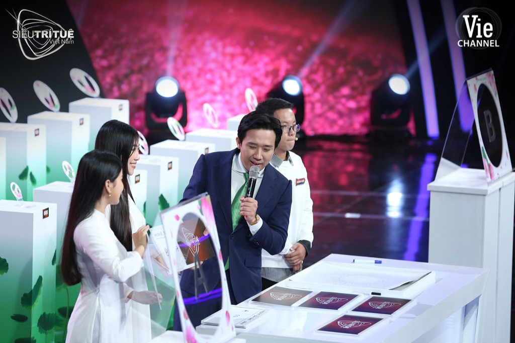 “Siêu Trí Tuệ Việt Nam” tập 1: Chàng hotboy hóa giải thử thách “hack não” Mã đi tuần ảnh 3