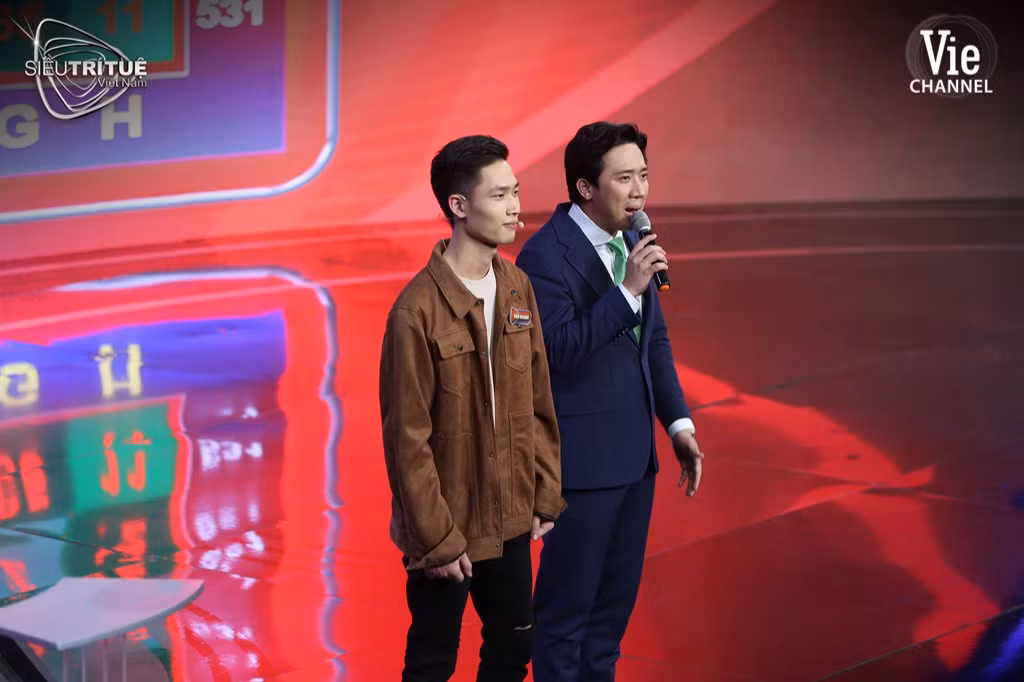 “Siêu Trí Tuệ Việt Nam” tập 1: Chàng hotboy hóa giải thử thách “hack não” Mã đi tuần ảnh 5