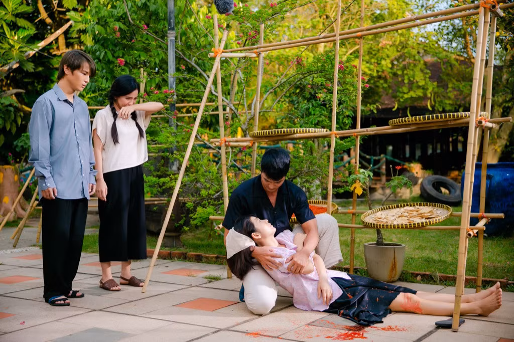 Phạm Đình Thái Ngân không được đóng chính trong MV mới, nghe lý do không biết vui hay buồn ảnh 5