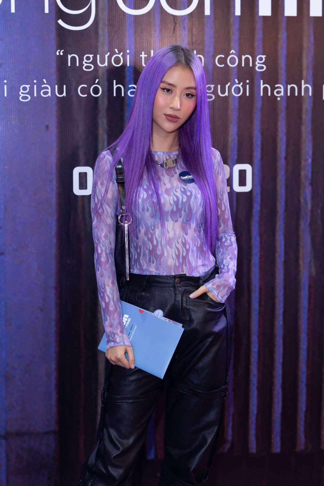 Thảm đỏ “Sài Gòn trong cơn mưa”: Bảo Anh, Diệu Nhi thân thiết, Wowy diện kính đen cực ngầu ảnh 7