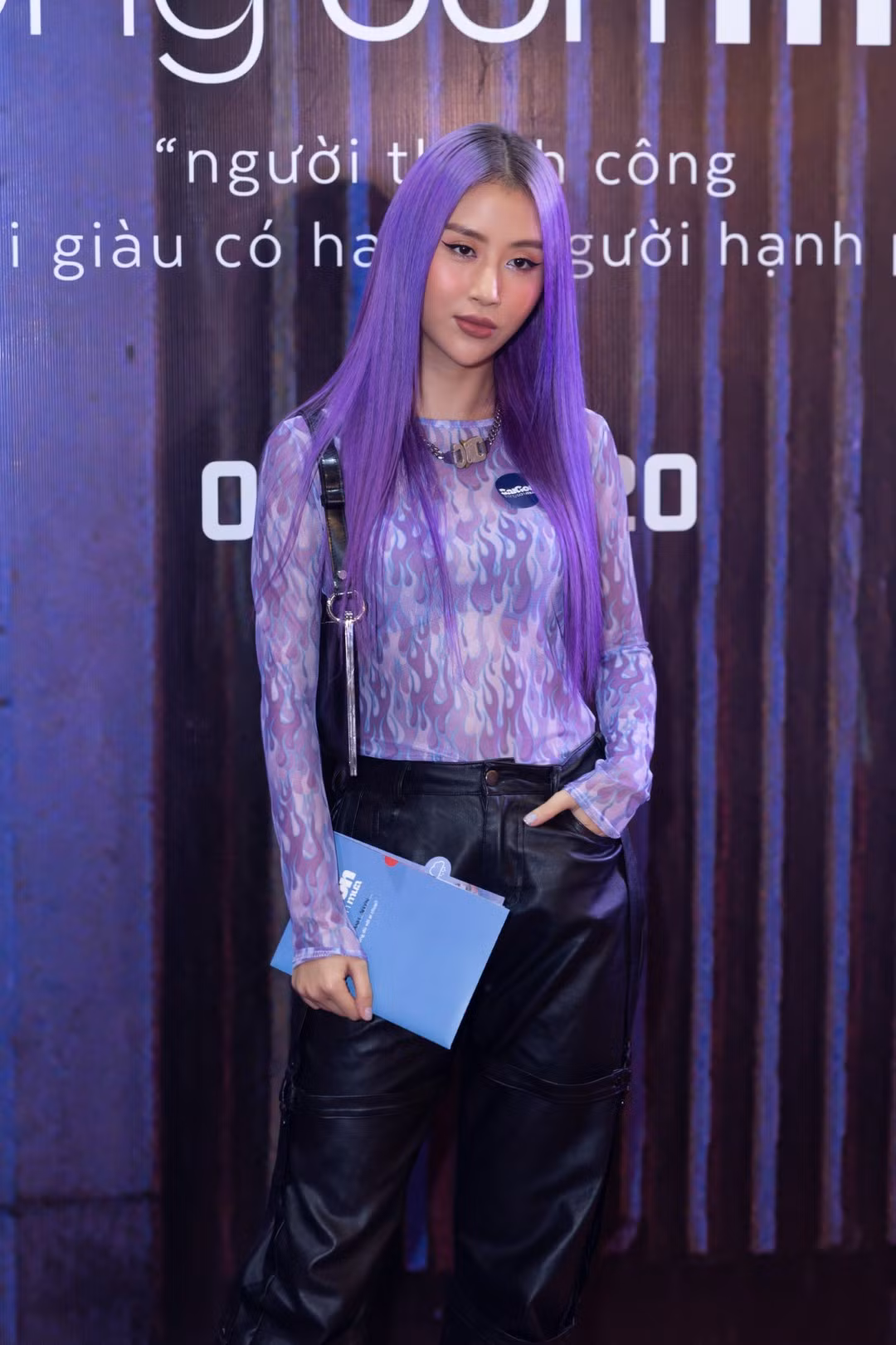 Thảm đỏ “Sài Gòn trong cơn mưa”: Bảo Anh, Diệu Nhi thân thiết, Wowy diện kính đen cực ngầu ảnh 7