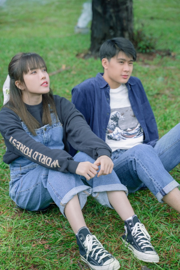 Thiều Bảo Trâm ẩu đả cùng nữ quái trong MV, gợi nhớ phim “Tháng Năm Rực Rỡ“ ảnh 4