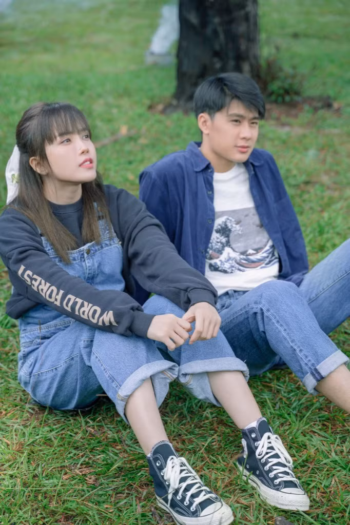 Thiều Bảo Trâm ẩu đả cùng nữ quái trong MV, gợi nhớ phim “Tháng Năm Rực Rỡ“ ảnh 4