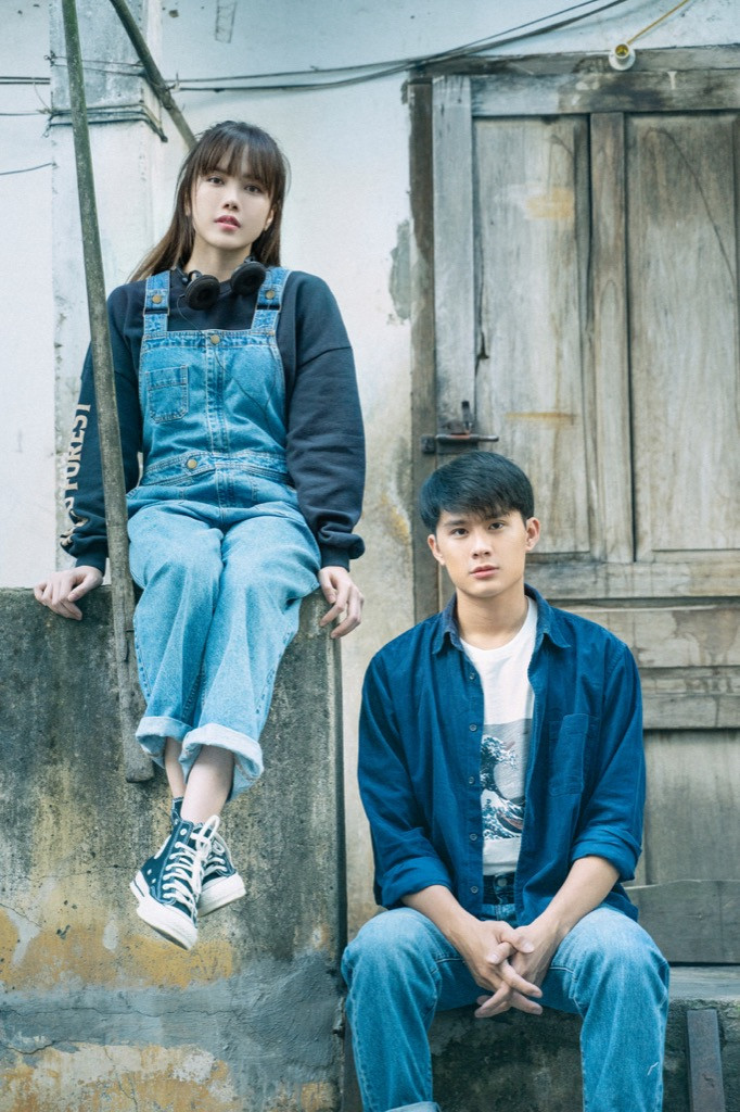 Thiều Bảo Trâm bị nghi “mượn” áo của Sơn Tùng M-TP, nam chính MV cũng do “chàng” mai mối? ảnh 6