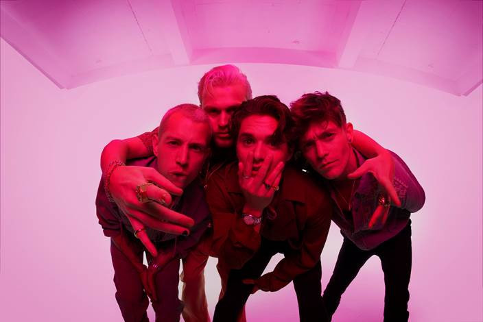 Hơn 1 năm không ra sản phẩm mới, The Vamps trở lại với album “chứng nhận cho sự hồi sinh“ ảnh 5