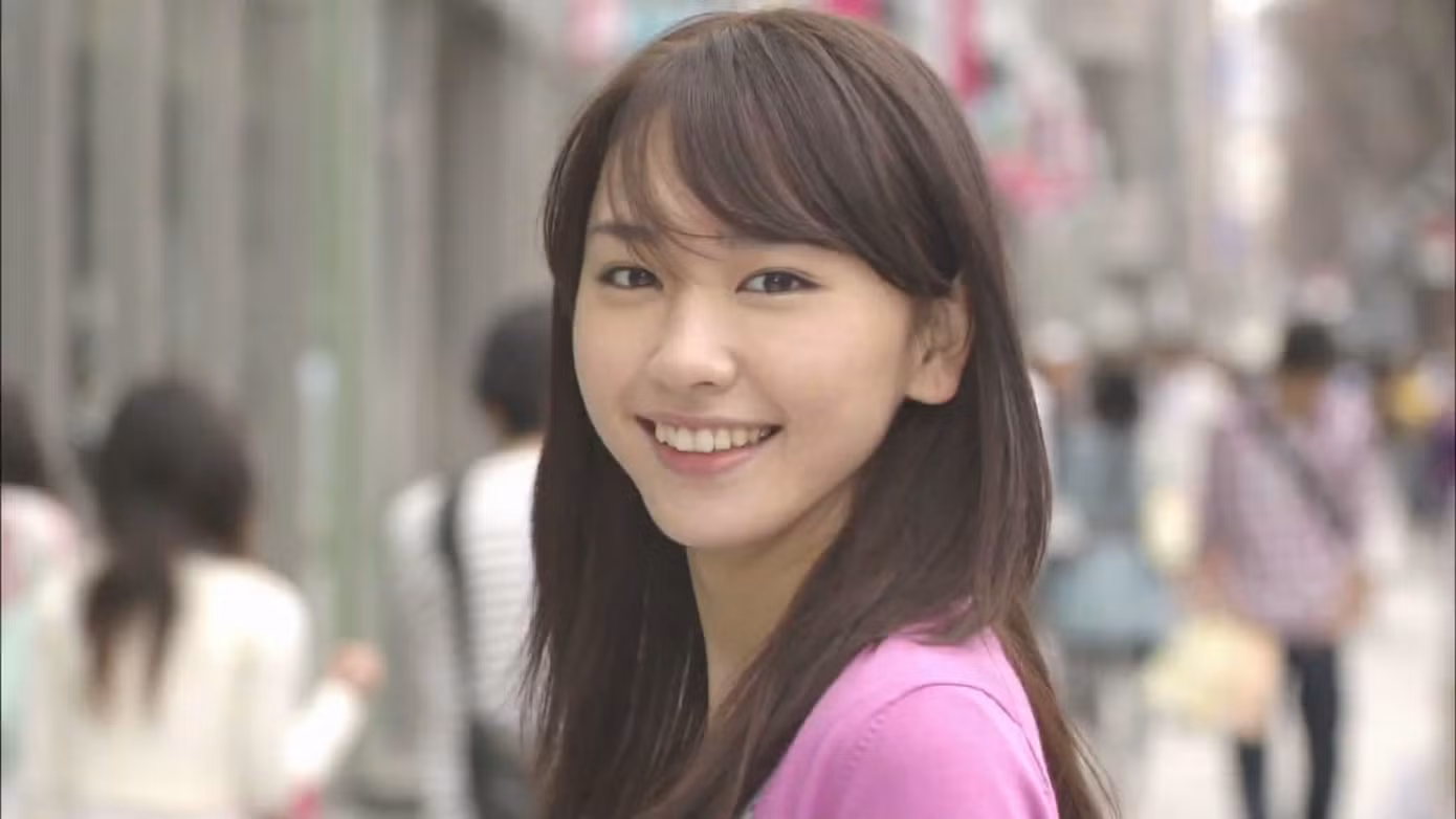 Những mỹ nhân Nhật Bản sở hữu nhan sắc "đánh cắp trái tim" cả fanboy lẫn fangirl ảnh 3