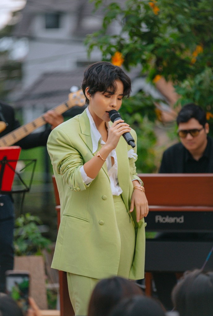 Vũ Cát Tường “phủ trắng” toàn bộ mạng xã hội, xác nhận lịch comeback sau 1 năm “ở ẩn” ảnh 2