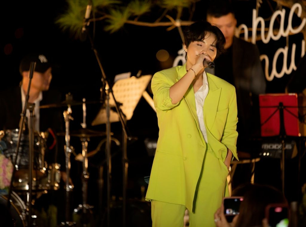 Vũ Cát Tường gửi fan “Hành Tinh Ánh Sáng” dịu dàng nhất từ trước đến nay ảnh 3