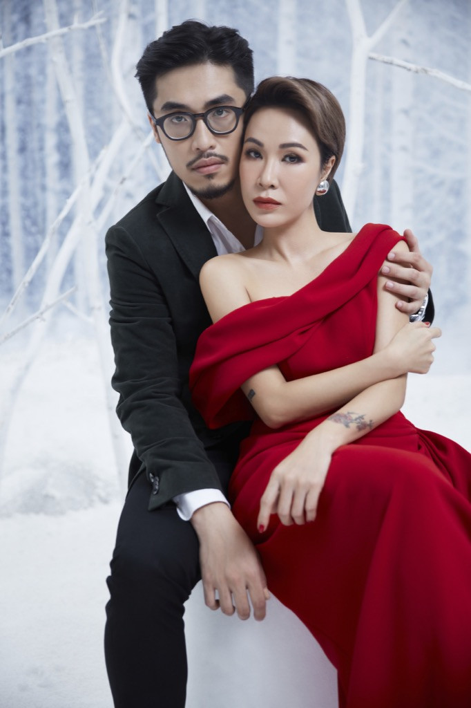 Uyên Linh tình tứ cùng “hoàng tử Indie” Vũ trong bộ ảnh mới, hé lộ màn song ca đầy cảm xúc ảnh 5