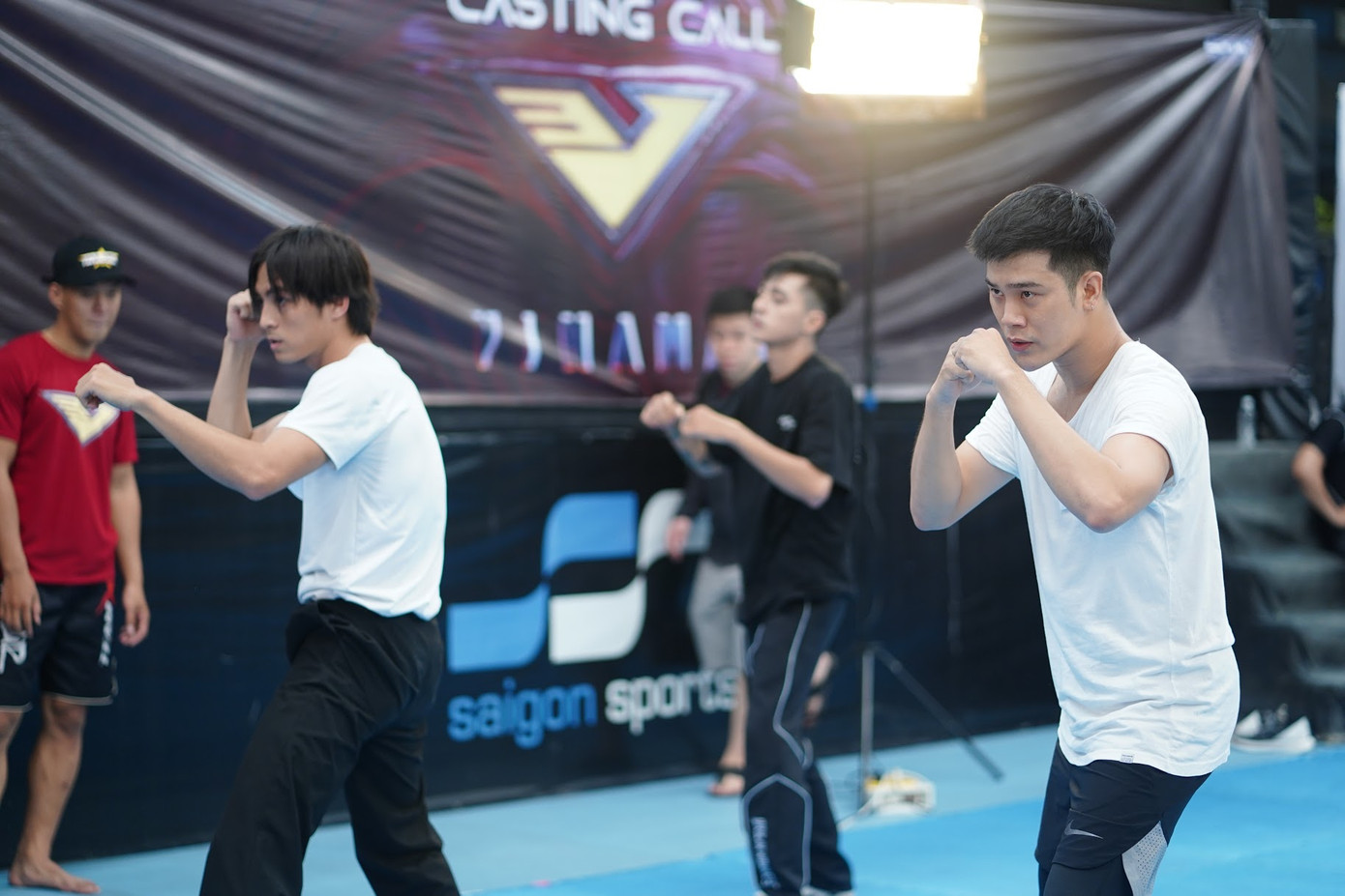 Ngắm loạt ảnh “cool ngầu” của các “soái ca” V-Biz trong buổi thử vai siêu anh hùng VINAMAN ảnh 5