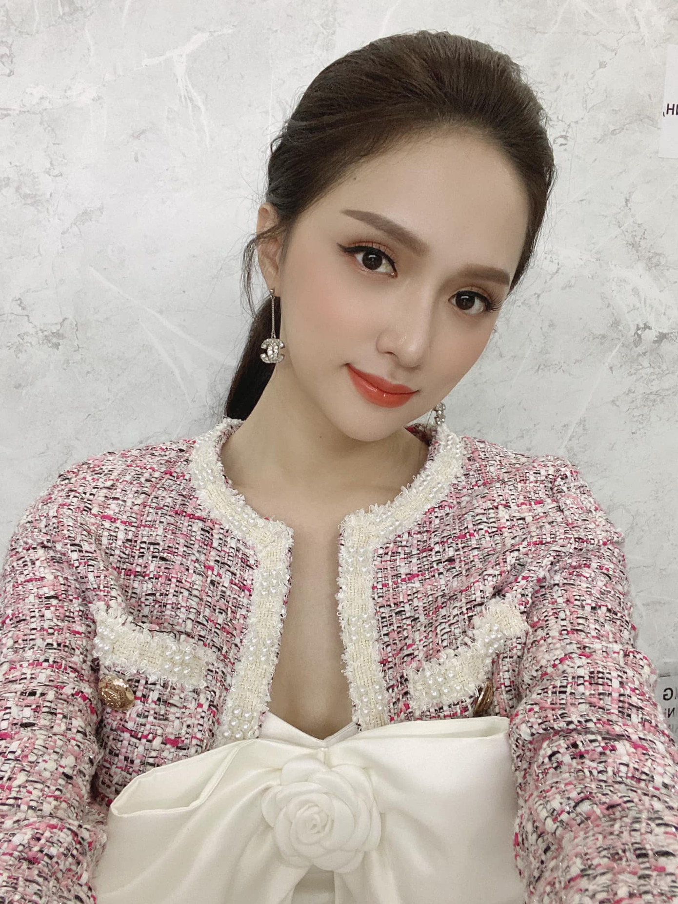 Hương Giang tung hẳn series “nhẹ nhàng, tích cực” để “đối mặt” trực diện với anti-fan ảnh 1