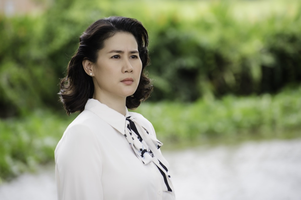 Hạ Anh kết đôi cùng trai đẹp Bạch Công Khanh trong phim truyền hình “Ngày Em Đến“ ảnh 7