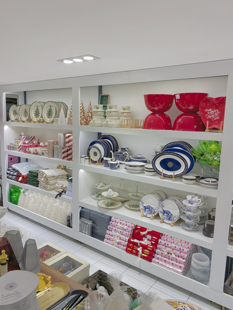 Sài Gòn lên đèn xinh lung linh đón Giáng Sinh rồi đó, bạn đã chuẩn bị “lên đồ” chưa? ảnh 10