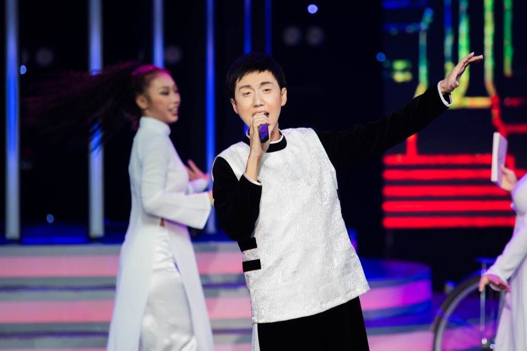 Cara vào vai chị Tư Cẩm Ly ngọt xớt ngay trong tập mở màn “Gương Mặt Thân Quen“ ảnh 7