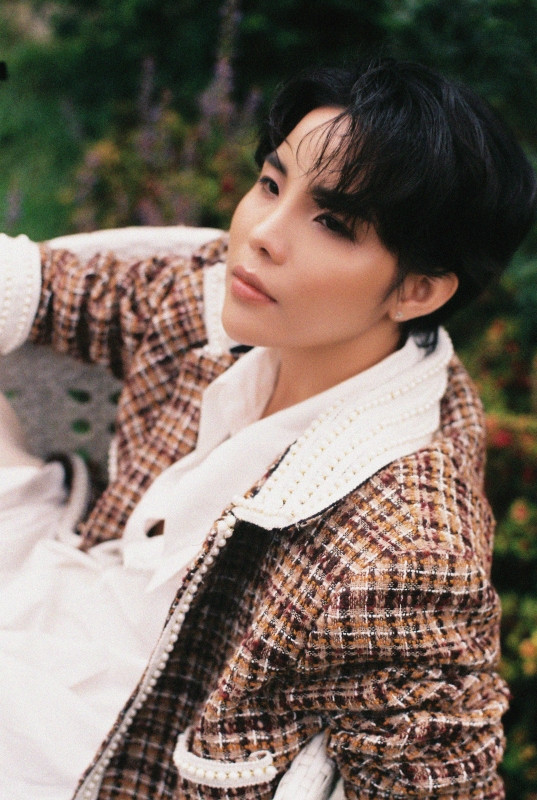 Vũ Cát Tường “đánh úp” fan bằng món quà âm nhạc cho mùa Giáng sinh ảnh 2