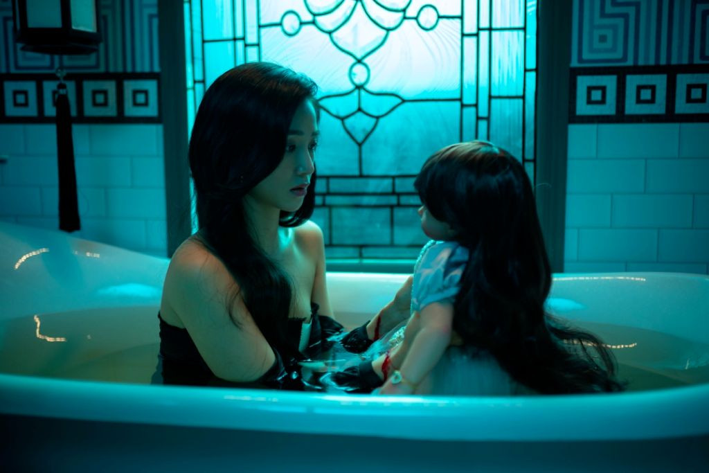 Bộ ba Trúc Anh, Salim, Amee đầy ma mị trong teaser phim điện ảnh của đạo diễn Victor Vũ ảnh 2