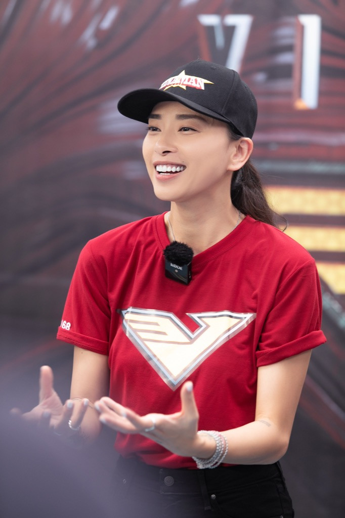 Ngắm loạt ảnh “cool ngầu” của các “soái ca” V-Biz trong buổi thử vai siêu anh hùng VINAMAN ảnh 1