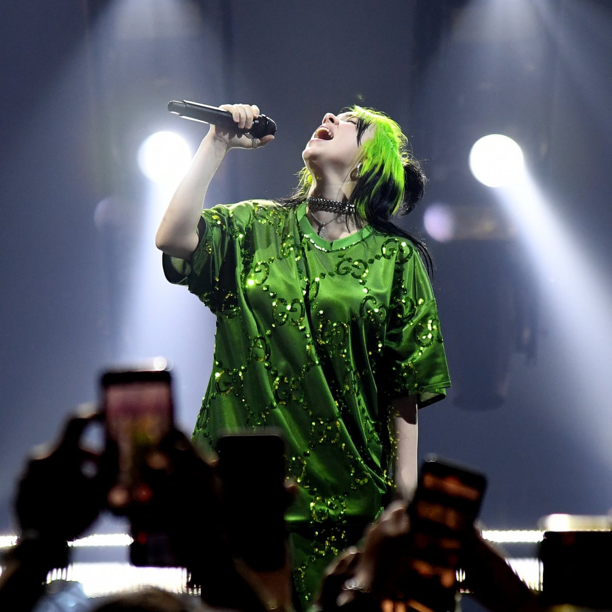 Billie Eilish ra mắt phim tài liệu, “vén màn” những góc khuất sau hào quang tuổi 17 ảnh 2