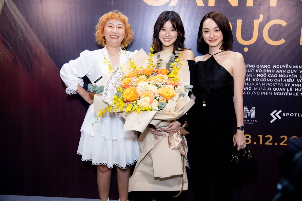 Kaity Nguyễn, Trang Hý, Khổng Tú Quỳnh... đến mừng Hoàng Yến Chibi ra mắt phim tài liệu ảnh 6