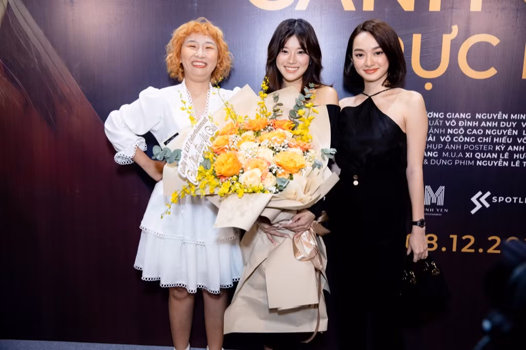 Kaity Nguyễn, Trang Hý, Khổng Tú Quỳnh... đến mừng Hoàng Yến Chibi ra mắt phim tài liệu ảnh 6