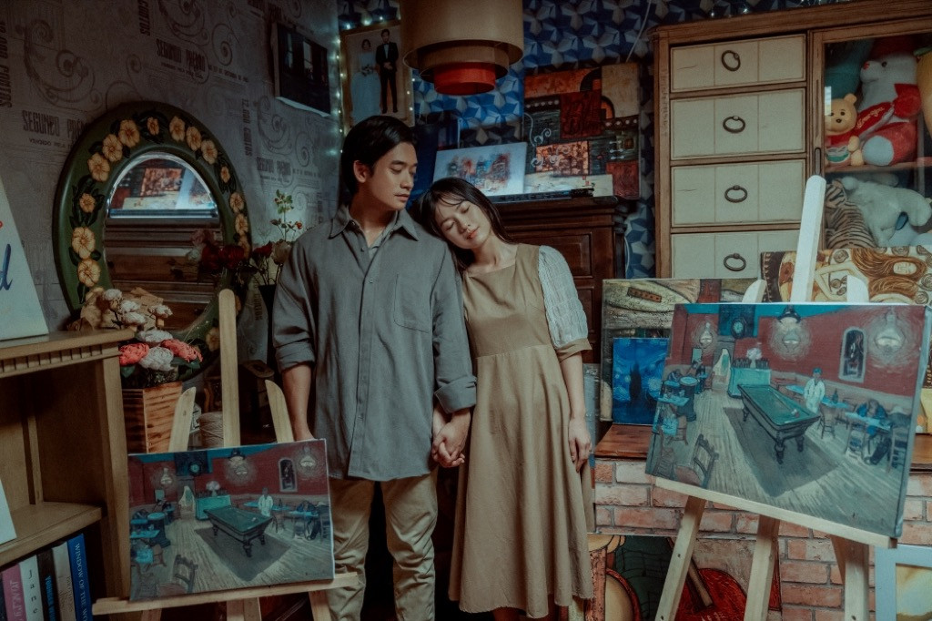 Trấn Thành song ca đầy cảm xúc cùng Thùy Chi trong MV "Nói Chia Tay Thật Khó" ảnh 4