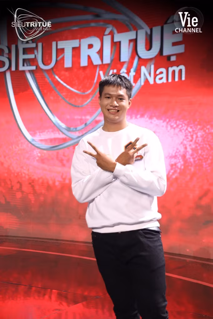 Siêu Trí Tuệ: “Thần bài” tái xuất với màn khôi phục bài Poker thách thức trí nhớ vô hạn ảnh 4