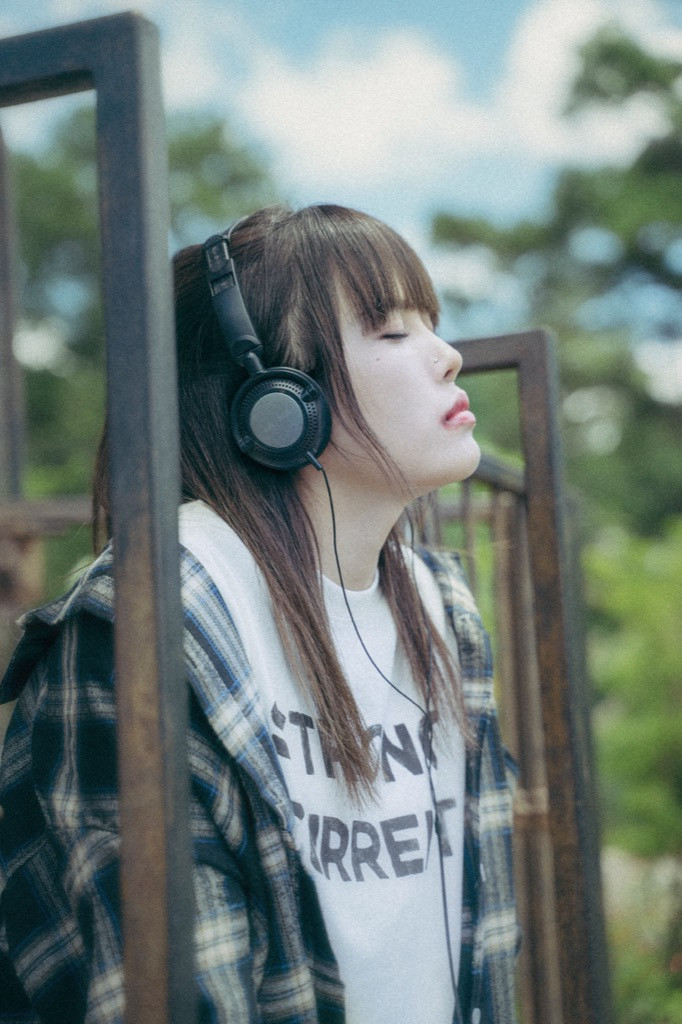 Đã mắt với loạt teaser MV đậm màu điện ảnh và drama từ Thiều Bảo Trâm, Thùy Chi ảnh 1