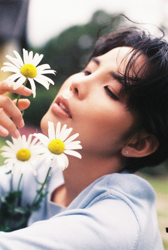 Vũ Cát Tường “đánh úp” fan bằng món quà âm nhạc cho mùa Giáng sinh ảnh 3