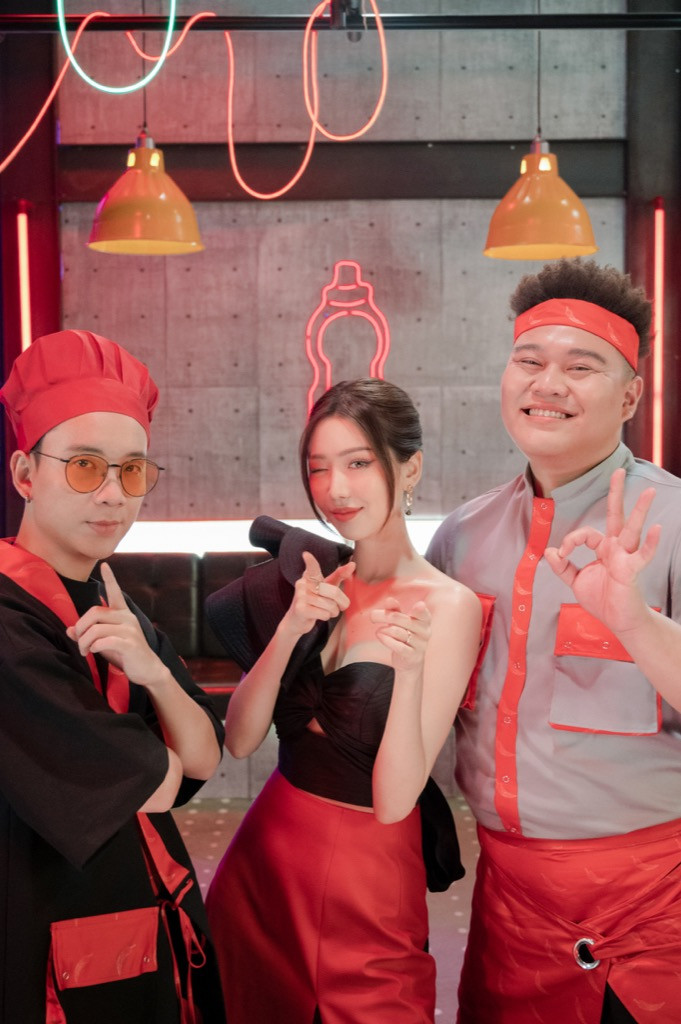 “Nhóm nhạc” Min - JustaTee - Yuno Bigboi gửi thông điệp hạnh phúc đến những trái tim âu lo ảnh 2